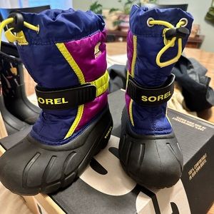 Toddler Sorel snow boots